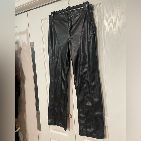 SOLD Silence + Noise leather pleather straight leg black pants size 10 - Picture 2 of 12